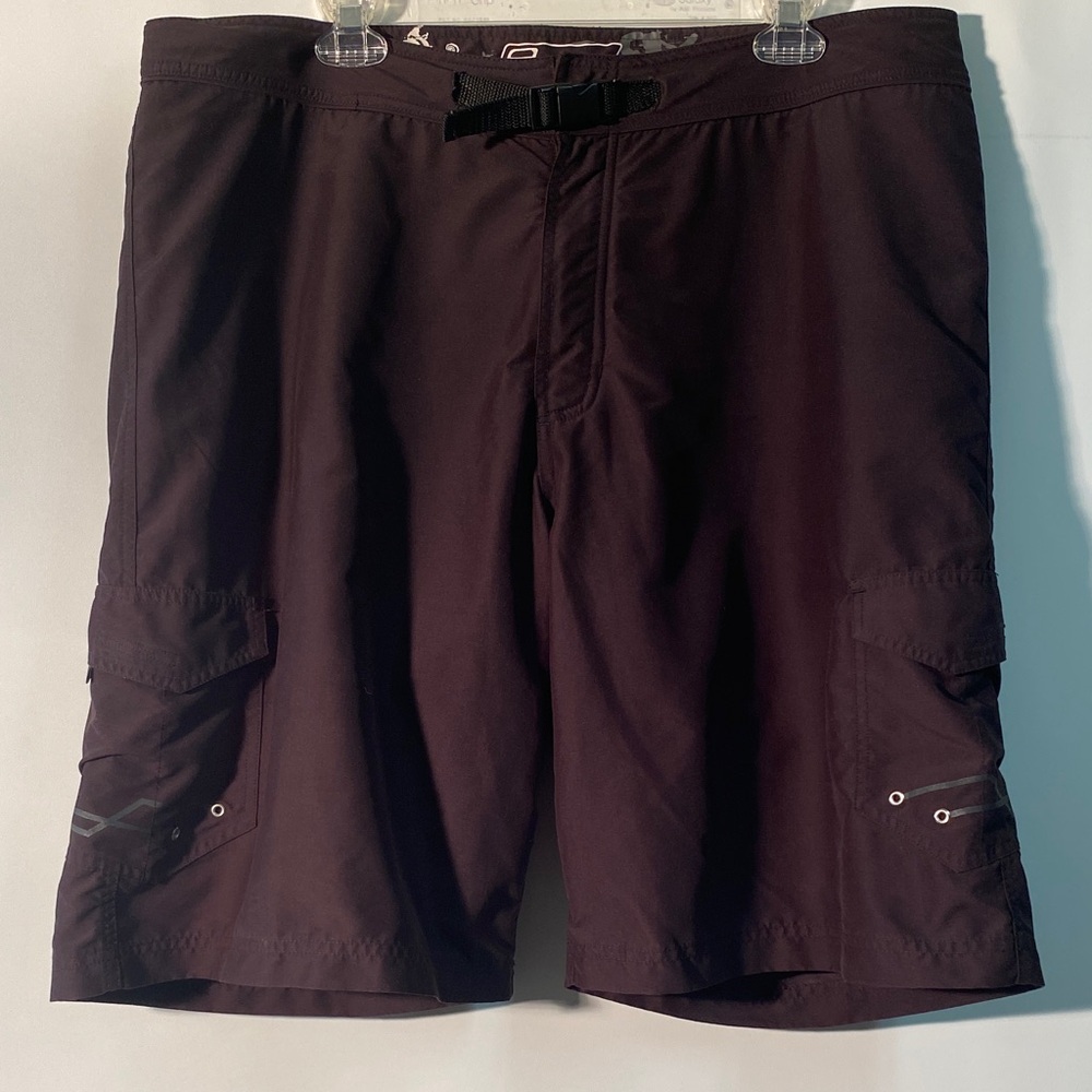Men's Athletic Cargo Surf Shorts